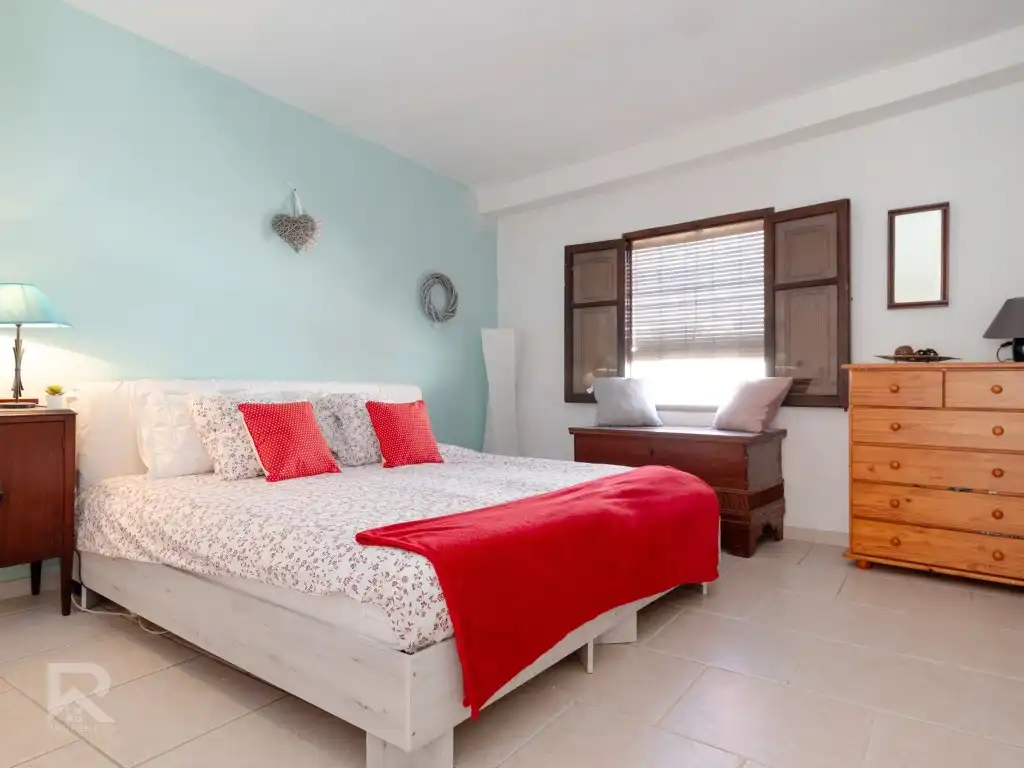 Houses for sale in Oliva, Valencia