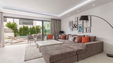 Foto 3 de Casa o chalet de alquiler en Las Lomas de Río Verde, Marbella