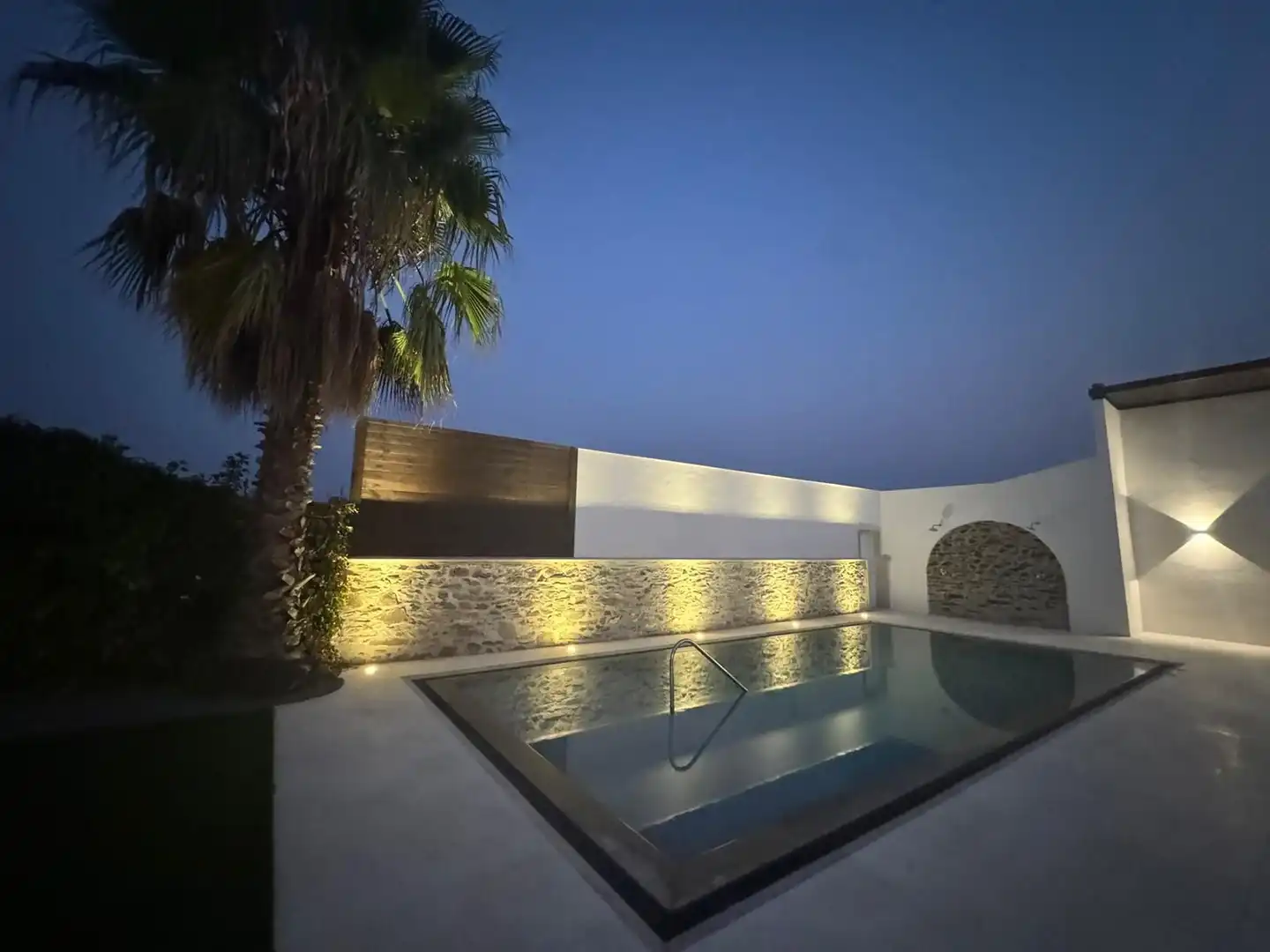 Swimming pool of Houses for rent in Moraleja  with Air Conditioner, Private garden and Storage room