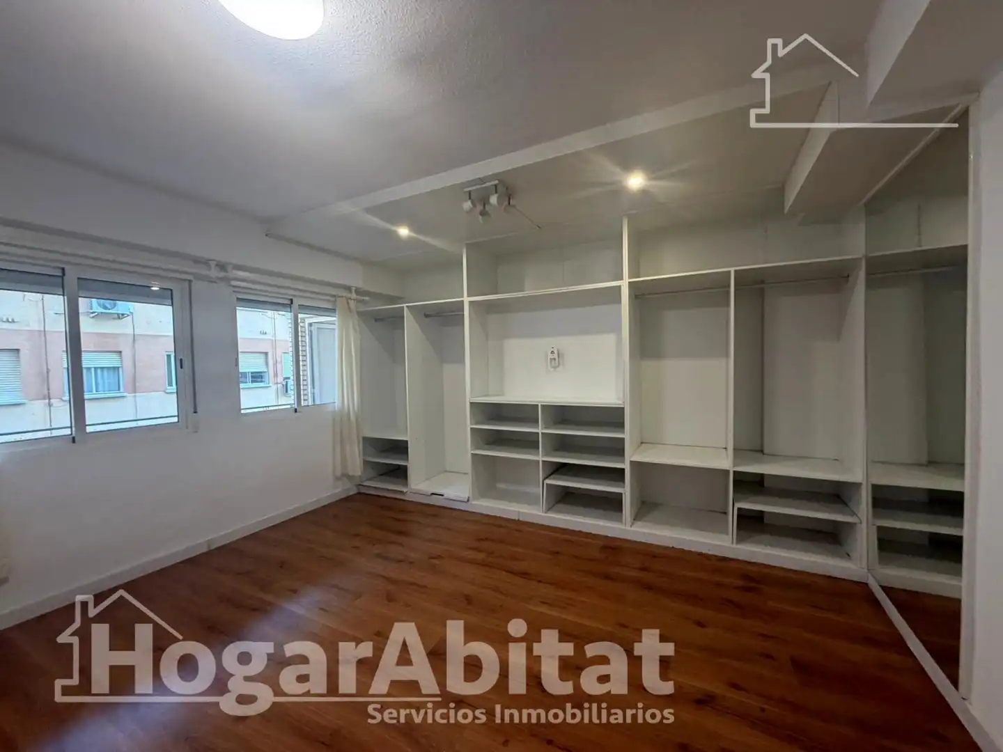 Habitación de Piso en venta en Llíria con Aire acondicionado y Balcón