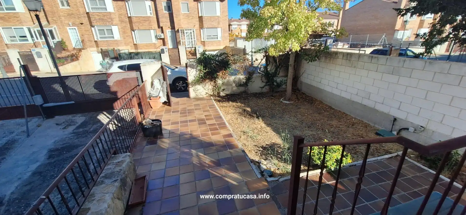 Casa adosada en venta en Calle MISTRAL, Encinillas