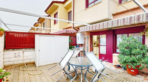 Foto 3 de Casa adosada en venda a Nuevo Cáceres, Cáceres Capital