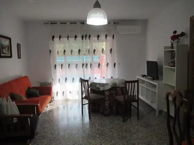 Wohnzimmer von Wohnung zur Miete in Granada mit Klimaanlage, Möbliert und Balkon