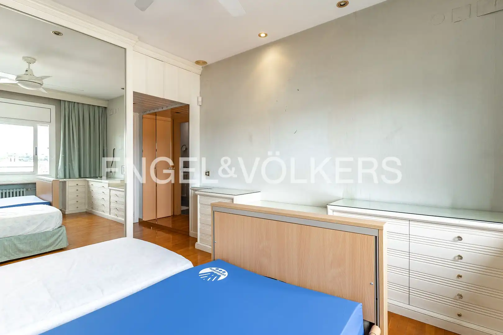 Habitación de Piso en venta en Granollers con Calefacción, Terraza y Trastero