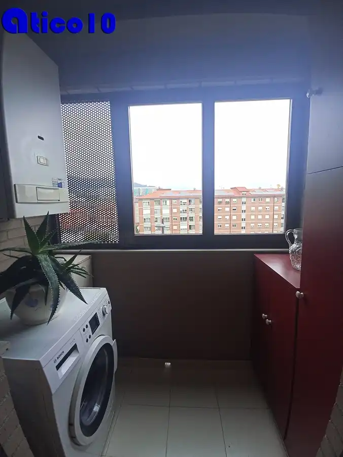 Flat for sale in Calle Doctor Antonio Bascarán Asúnsolo, Cerdeño - El Palais - Mercadín