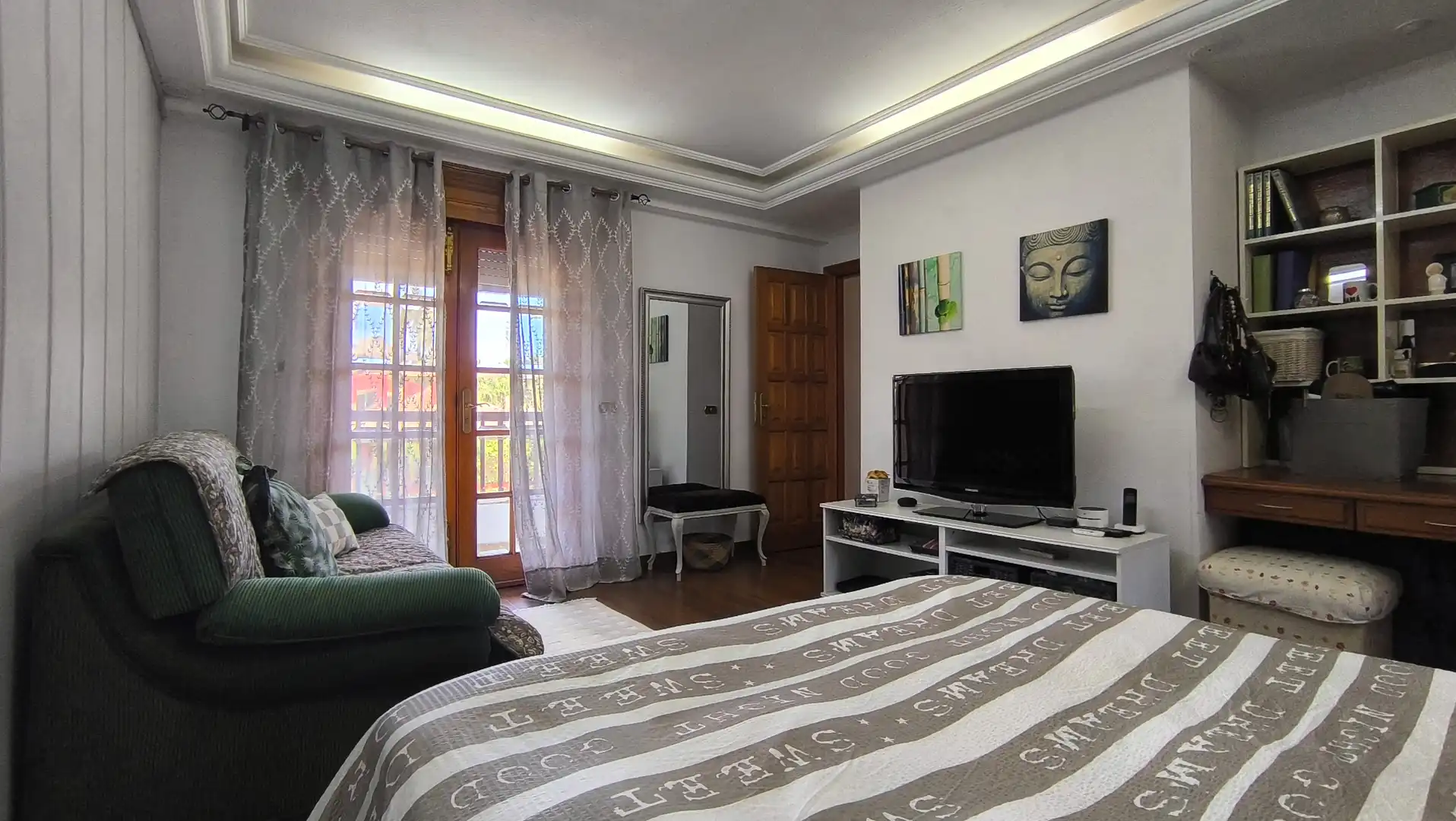 Dormitori de Casa o xalet en venda en San Cristóbal de la Laguna amb Jardí privat, Terrassa i Traster
