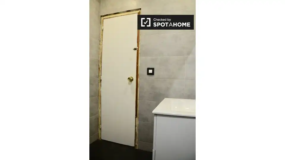 Room in Barcelona, Barcelona