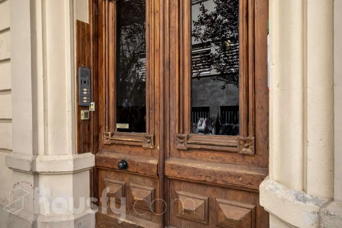 Vista exterior de Piso en venta en Barcelona con Aire acondicionado