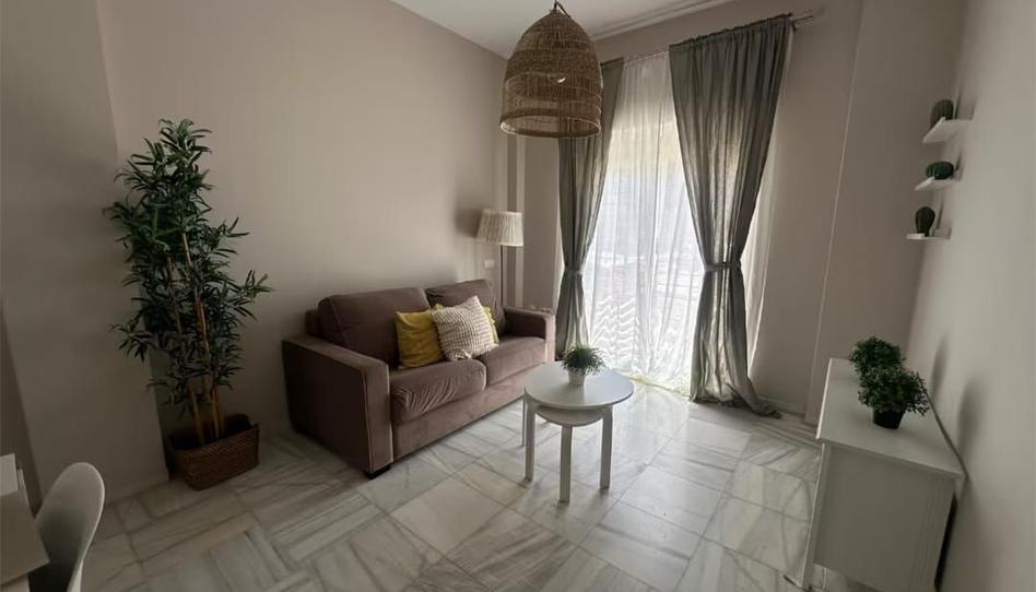 Photo 1 of Flat to rent in Huerta de la Reina - Trassierra, Córdoba