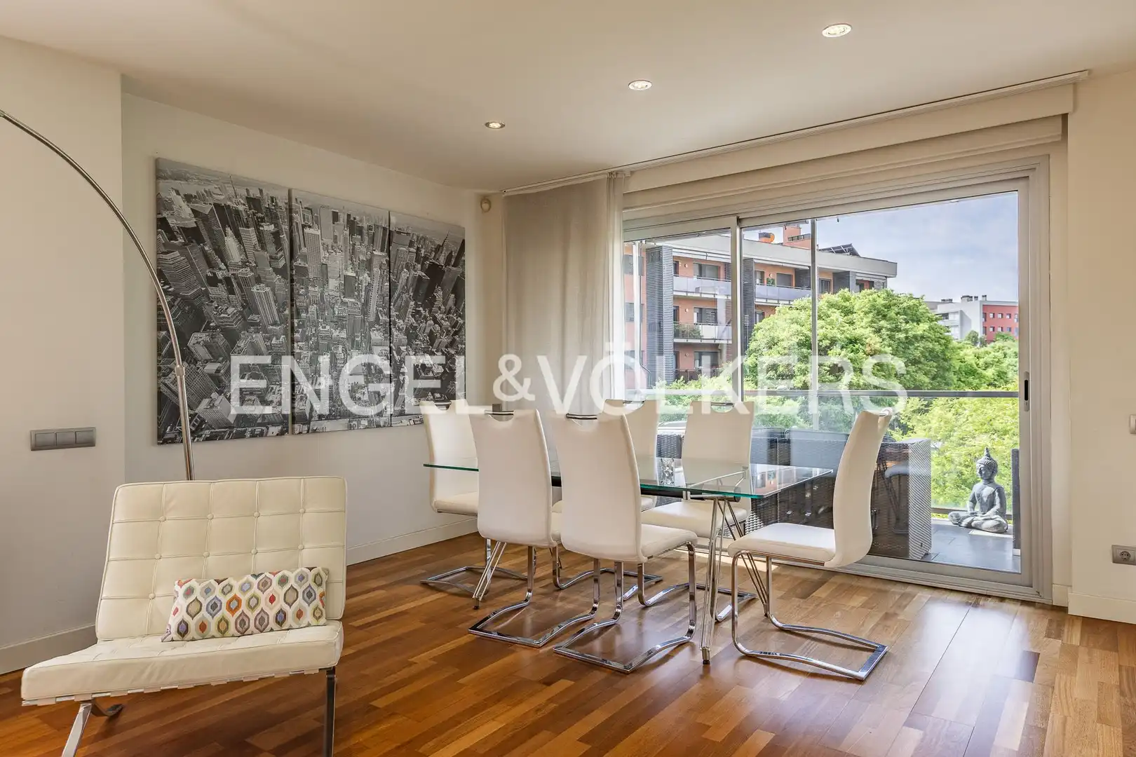 Vista exterior de Pis en venda en Sant Cugat del Vallès amb Aire condicionat, Calefacció i Parquet
