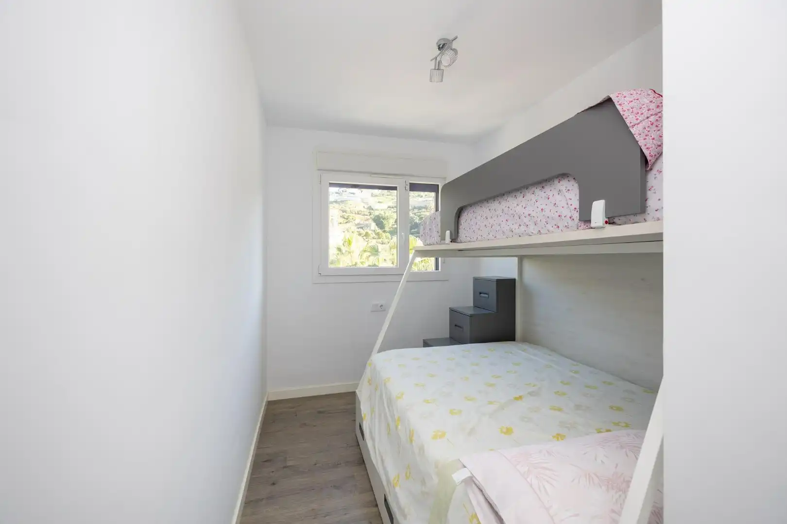 Piso con piscina en venta en Avenida Pintor Dominguez de Haro 6, imagen 13