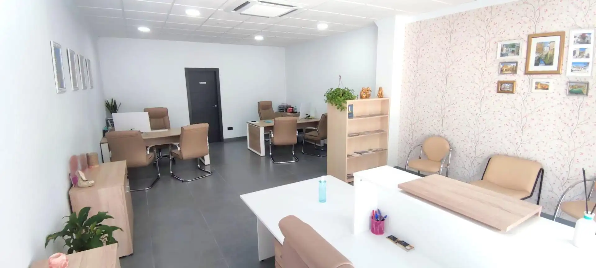 Local en venta en Albolote con Aire acondicionado y Amueblado