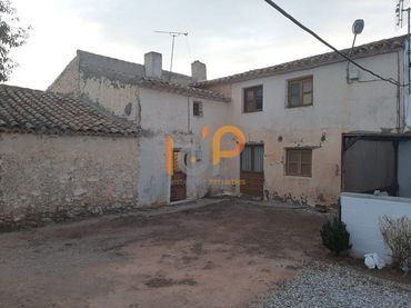 House for sale in Chirivel
