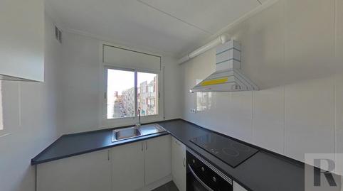 Foto 3 de Pis en venda a Cl Ivars D'urgell, Poble Nou, Sabadell