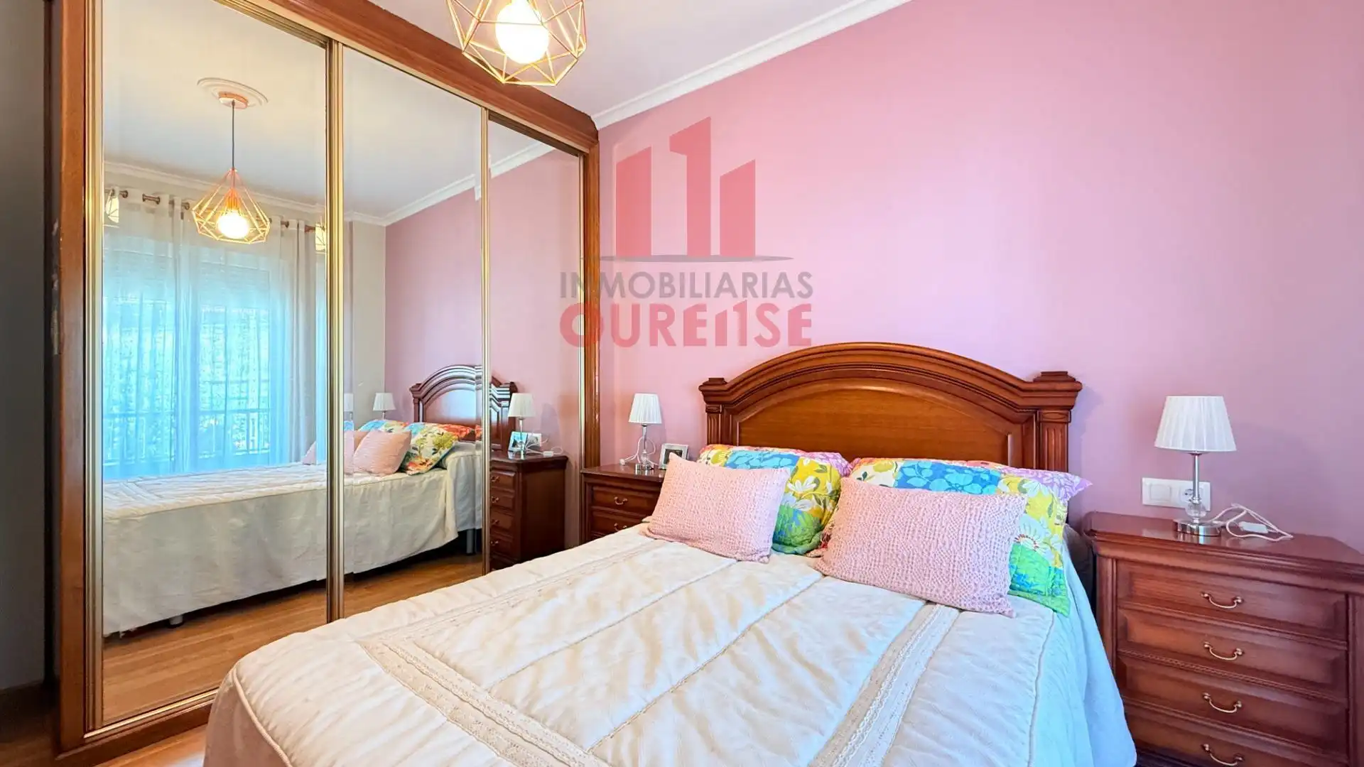 Habitación de Casa o chalet en venta en Ourense Capital  con Jardín privado, Terraza y Trastero