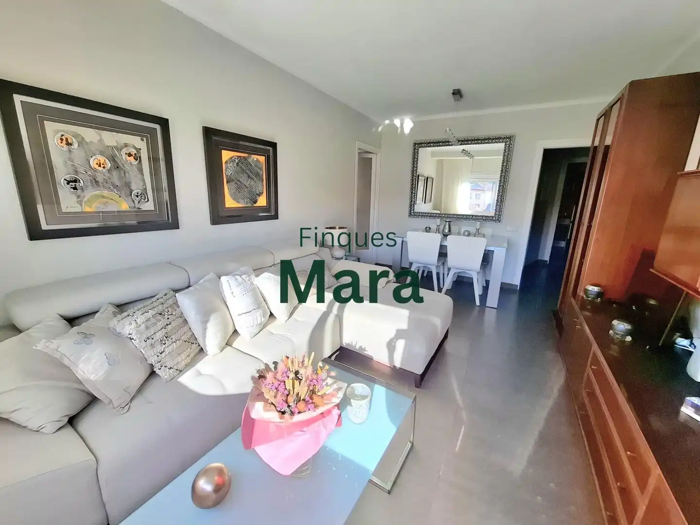 Wohnzimmer von Wohnung zum Verkauf in Sant Boi de Llobregat