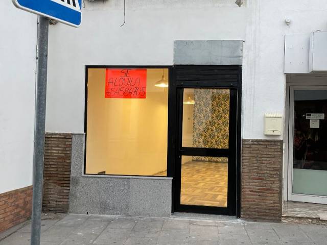 Local comercial en Alquiler en Calle la Plata, 19 en Centro