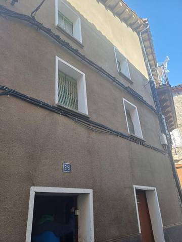 Casa-chalet en Venta en  AGUSTINA ARAGON en Biescas