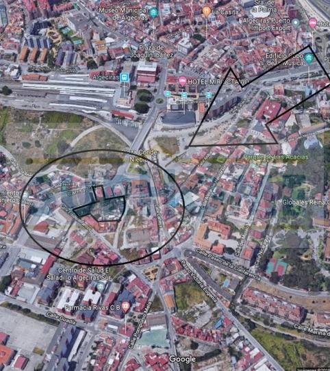 Foto 2 von Residential zum Verkauf in Avenida Gesto Por la Paz, Pescadores - Saladillo, Algeciras