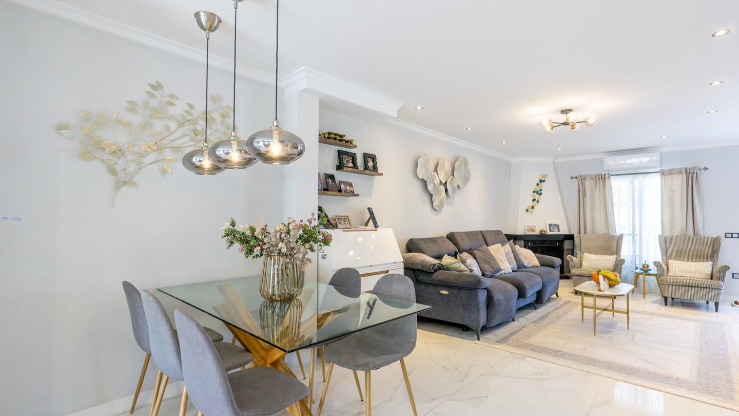 Sala d'estar de Casa o xalet en venda en Santa Pola amb Aire condicionat, Terrassa i Piscina