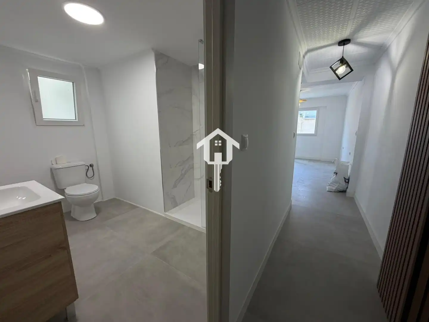 Piso en venta en Alicante / Alacant con Balcón