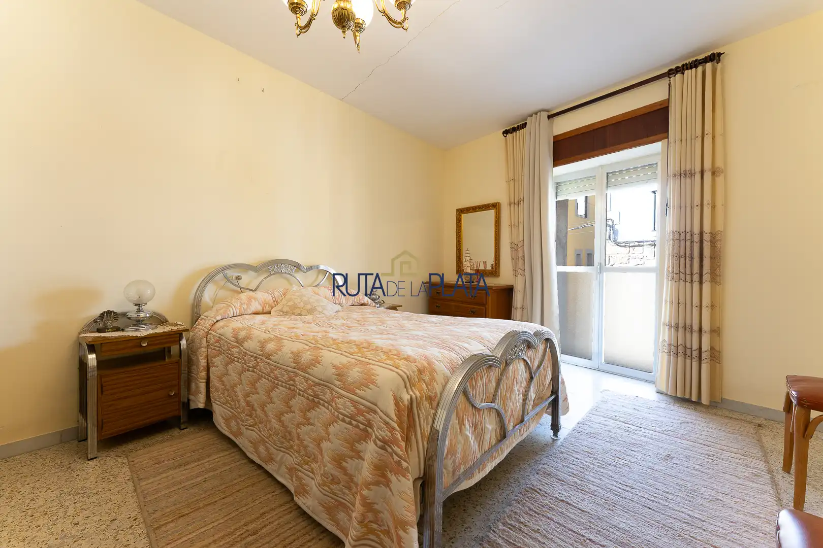 Habitación de Edificio en venta en Fermoselle
