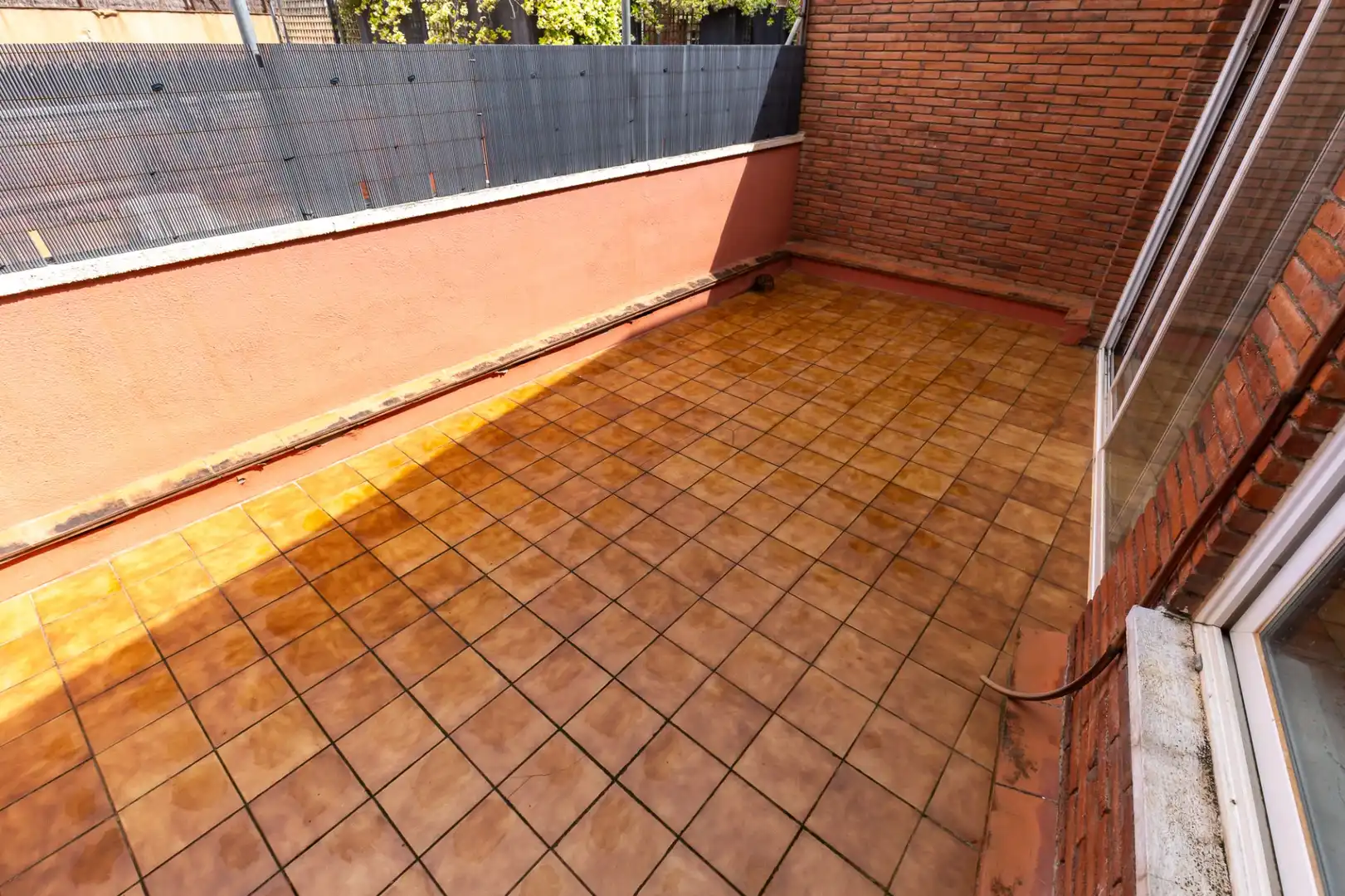 Terrasse von Wohnung zum Verkauf in Sant Just Desvern mit Klimaanlage, Heizung und Terrasse