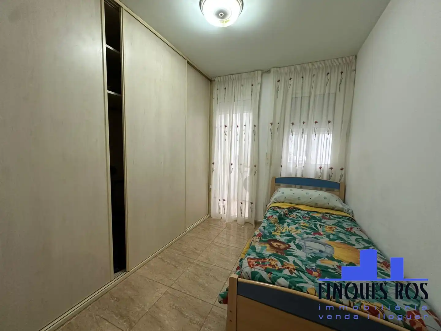 Schlafzimmer von Wohnung zur Miete in Vinaròs mit Klimaanlage, Heizung und Möbliert