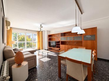 Flat with lift for sale in Maximiliano Thous