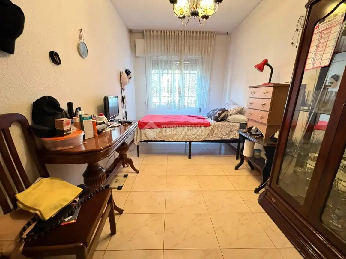 Bedroom of Flat for sale in Madrid  with Air Conditioner and Heating