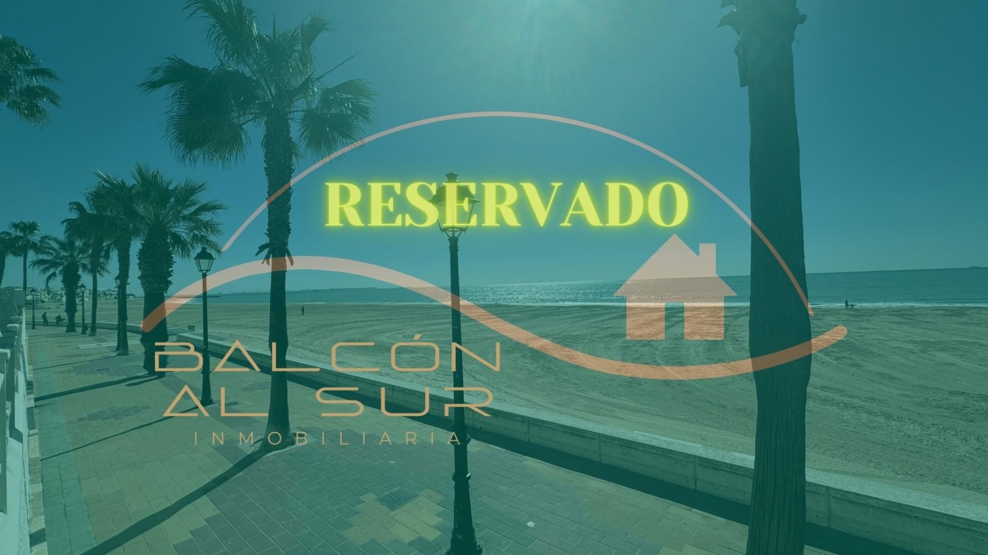 Planta baja en venta en Rota