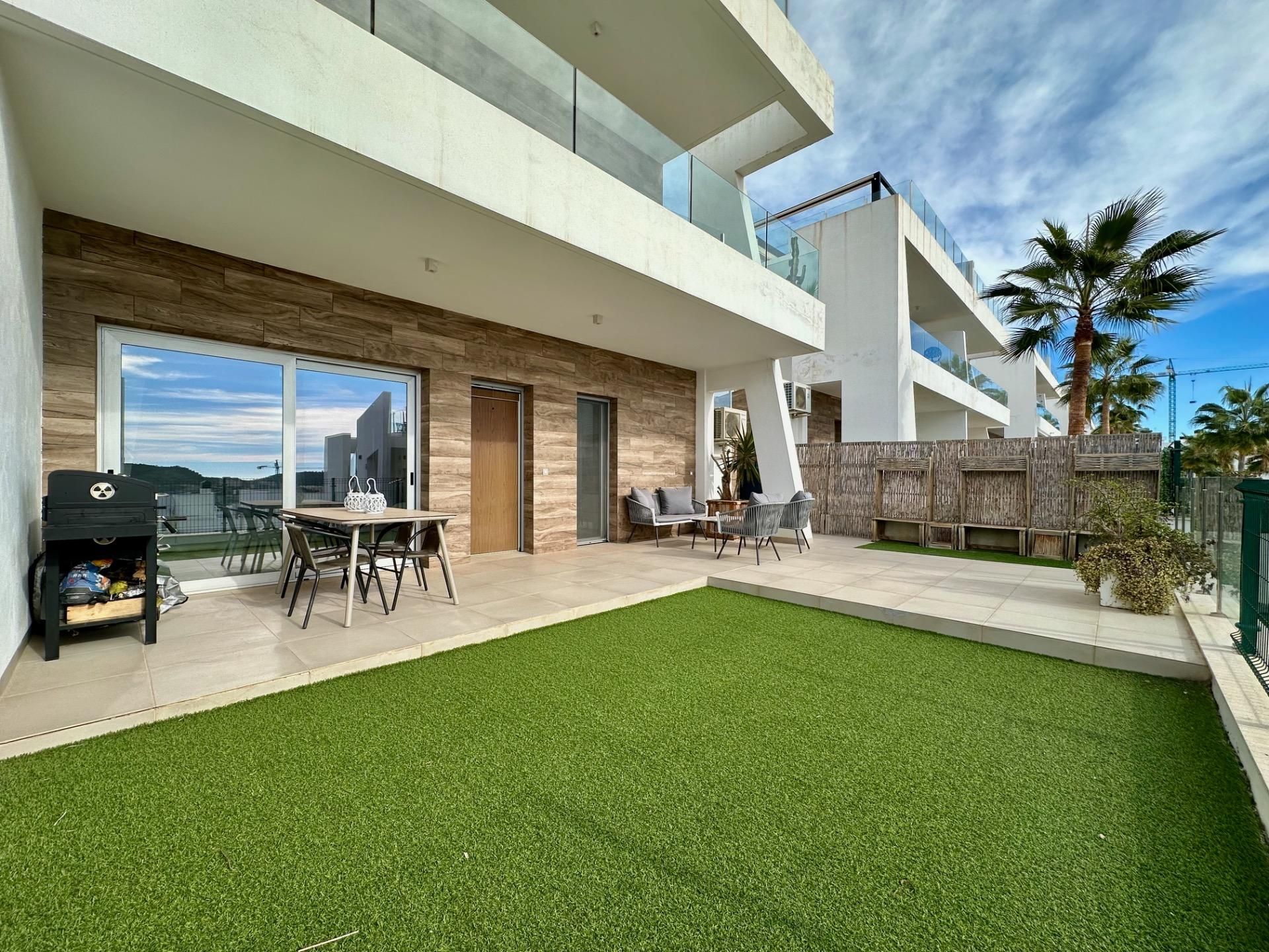 Terrassa de Planta baixa de lloguer en Finestrat amb Aire condicionat, Jardí privat i Terrassa