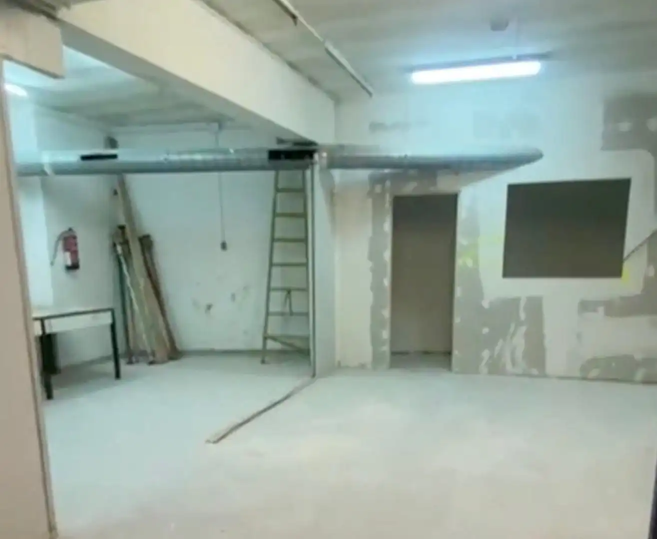 Local comercial en venda a Carrer Carrer del Pintor Gimeno, imagen 6