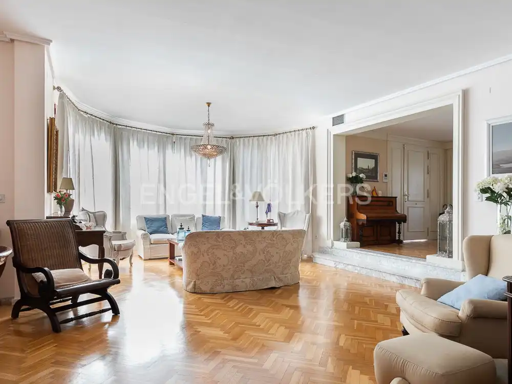 Sala de estar de Casa o chalet en venta en Paterna con Calefacción, Jardín privado y Parquet