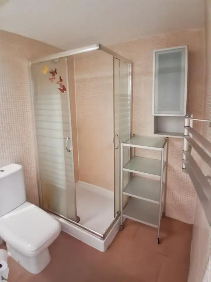 Baño de Estudio de alquiler en San Sebastián de los Reyes con Terraza