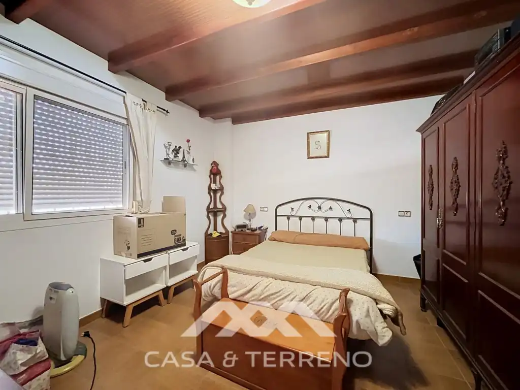 Vista exterior de Casa o xalet en venda en El Burgo amb Aire condicionat, Jardí privat i Moblat