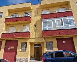 Exterior view of Flat for sale in Lumbrales  with Terrace, Storage room and Furnished