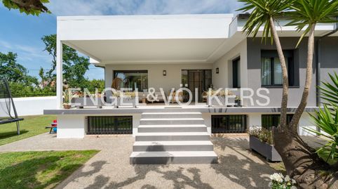 Foto 3 de Casa o chalet en venta en Somió, Gijón