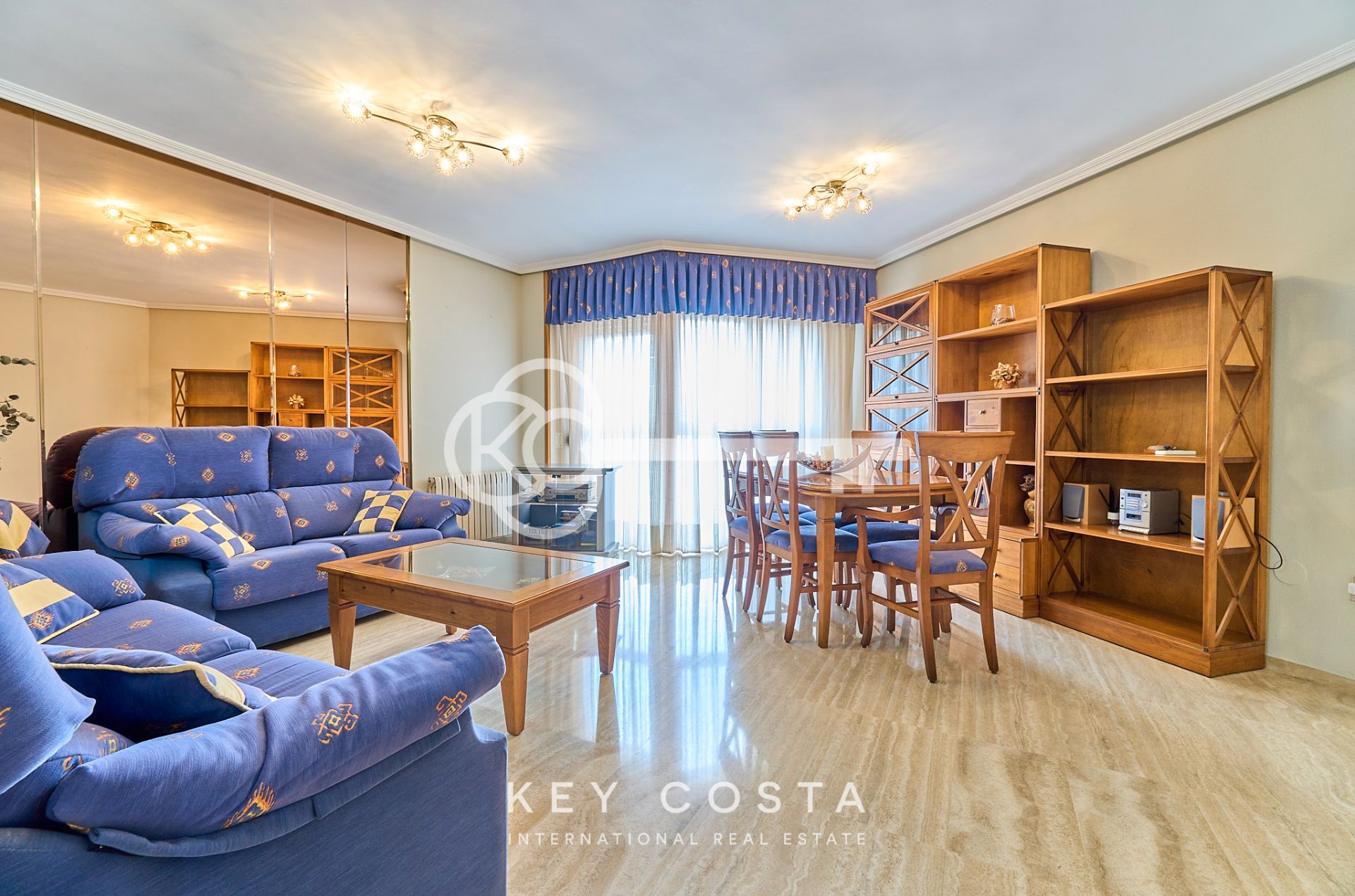 Living room of Flat for sale in Alicante / Alacant  with Air Conditioner and Furnished
