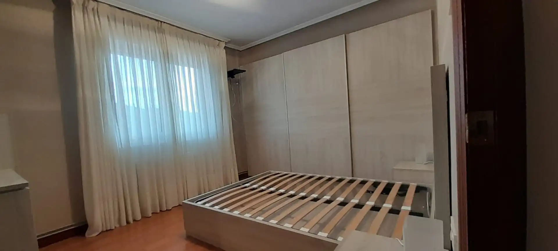 Habitación de Piso en venta en Basauri  con Calefacción, Amueblado y Horno