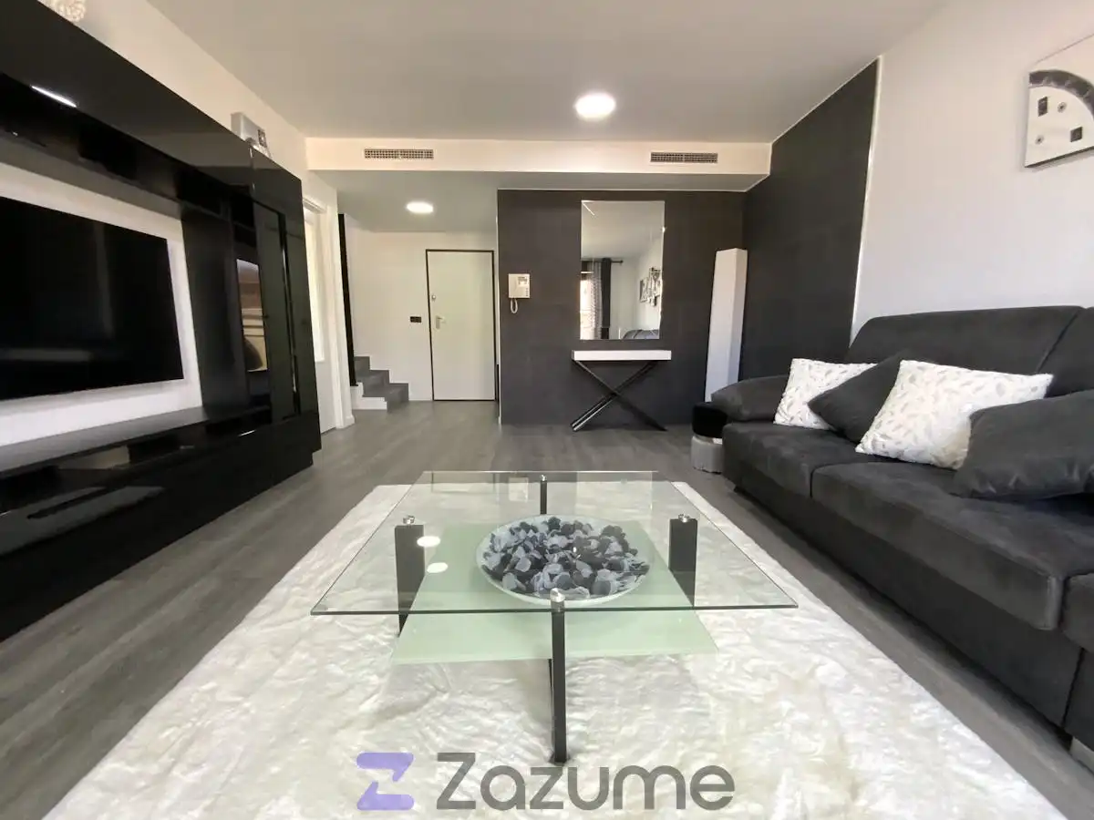 Dúplex de lloguer a Carrer Mestre Serrano, Polinyà de Xúquer