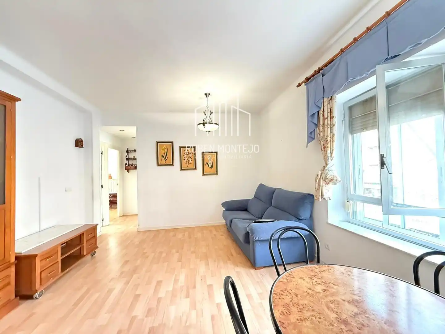 Living room of Flat for sale in Salamanca  with Heating, Oven and Washing machine