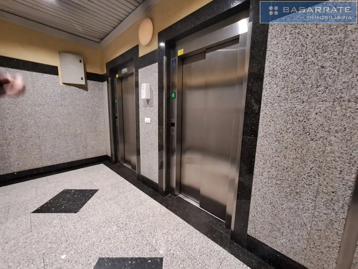 Commercial properties for sale in Bilbao   with Air Conditioner, Furnished and Internet