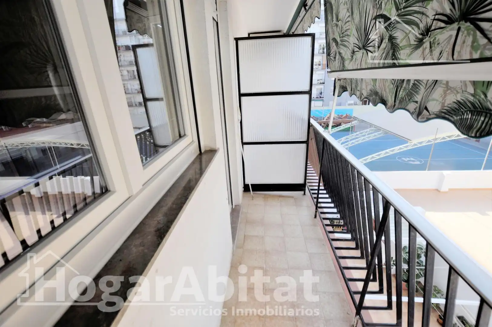 Flat with terrace for sale in Calle de San Vicente Mártir, imagen 3