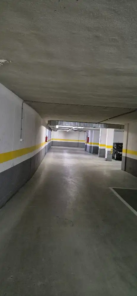 Parkplatz von Garage zum Verkauf in Albacete