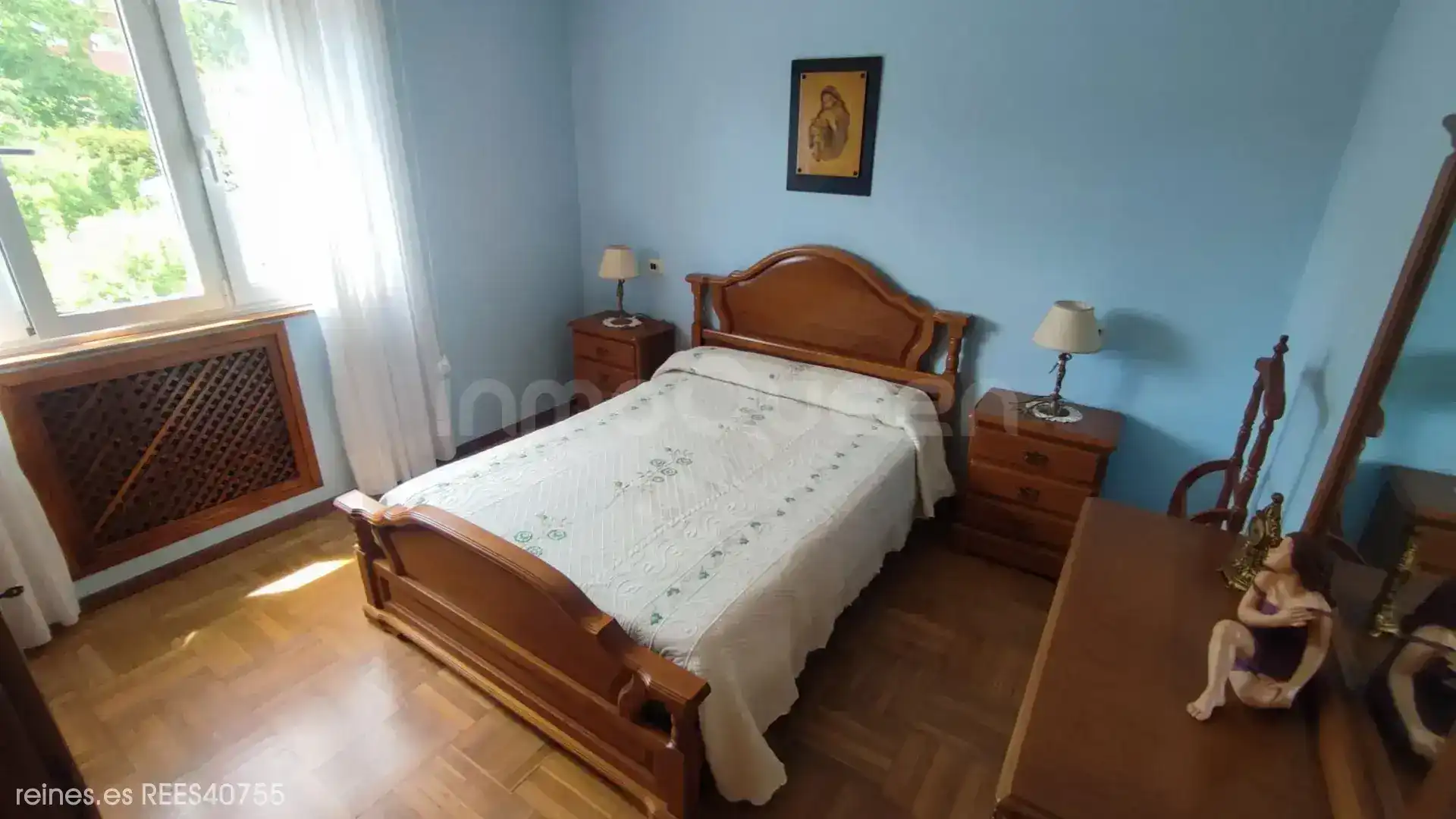 Dormitori de Casa o xalet en venda en Nava amb Calefacció