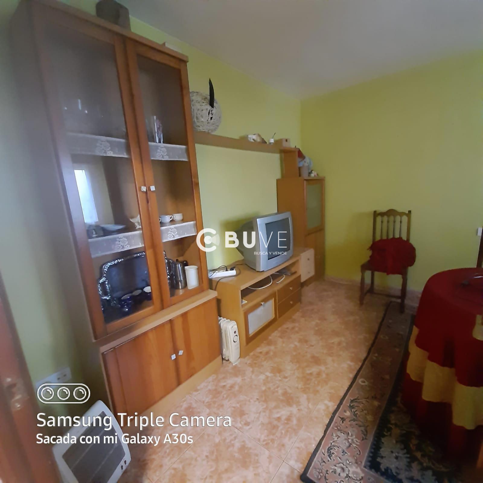 Sala d'estar de Pis en venda en Laguna de Negrillos amb Calefacció, Terrassa i Traster