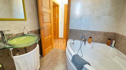 Photo 3 of Single-family semi-detached for sale in Urbanización Pueblo Castillo, 9, Castillo Sohail - Myramar, Fuengirola