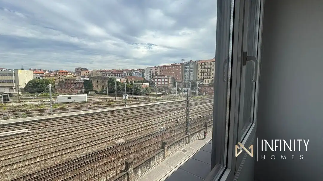 Flat for rent in García Salazar Kalea, Zabalburu