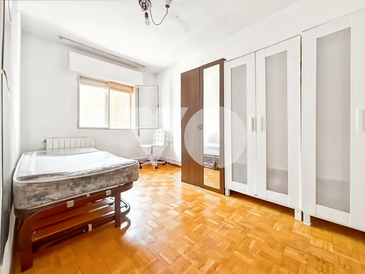 Bedroom of Flat for sale in Madrid  with Heating, Parquet flooring and Terrace